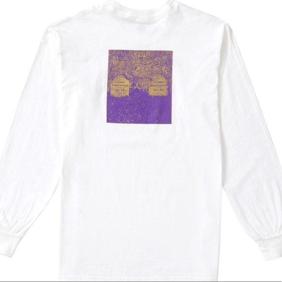 SOLD Supreme “real shit” white t shirt w/ sticker - Picture 3 of 3